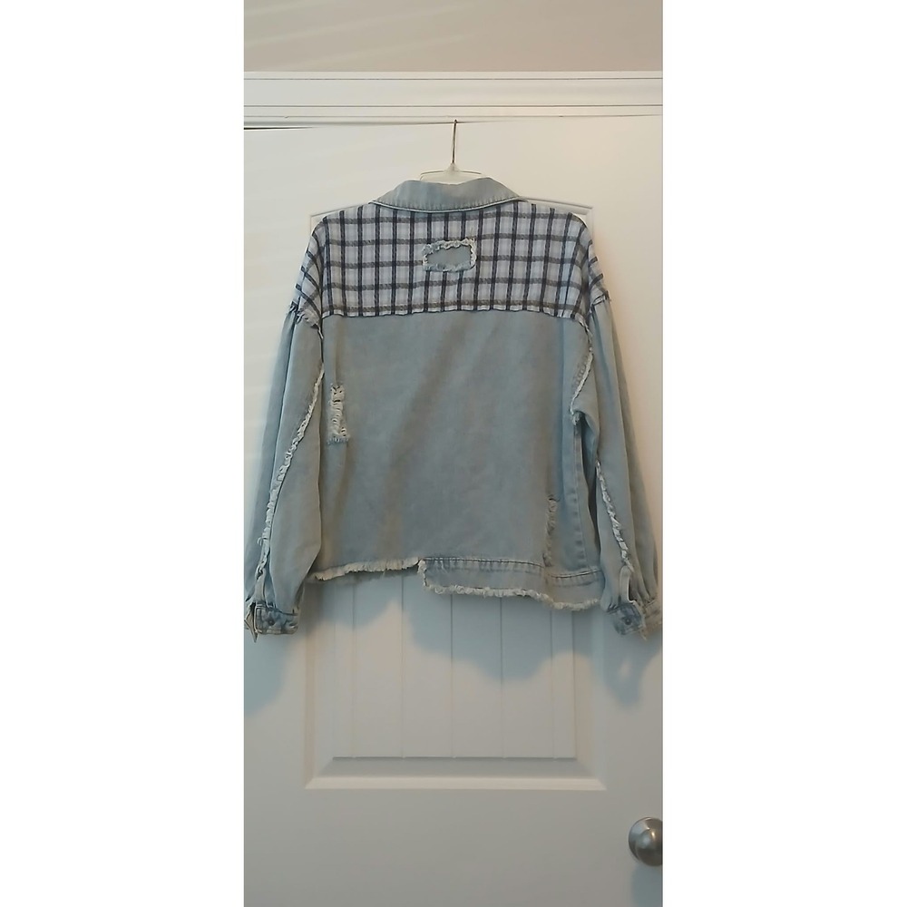 POL Womens Light Wash Distressed Denim Plaid Mixed Media Studded Jacket Small - Picture 2 of 5